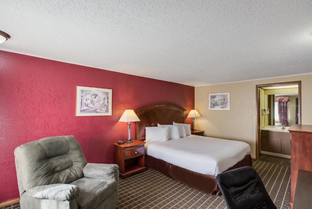 King Room - Smoking interior